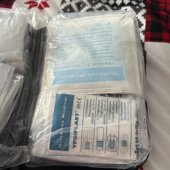 Mercedes Benz car first aid medical kit new never used - Picture 5 of 6